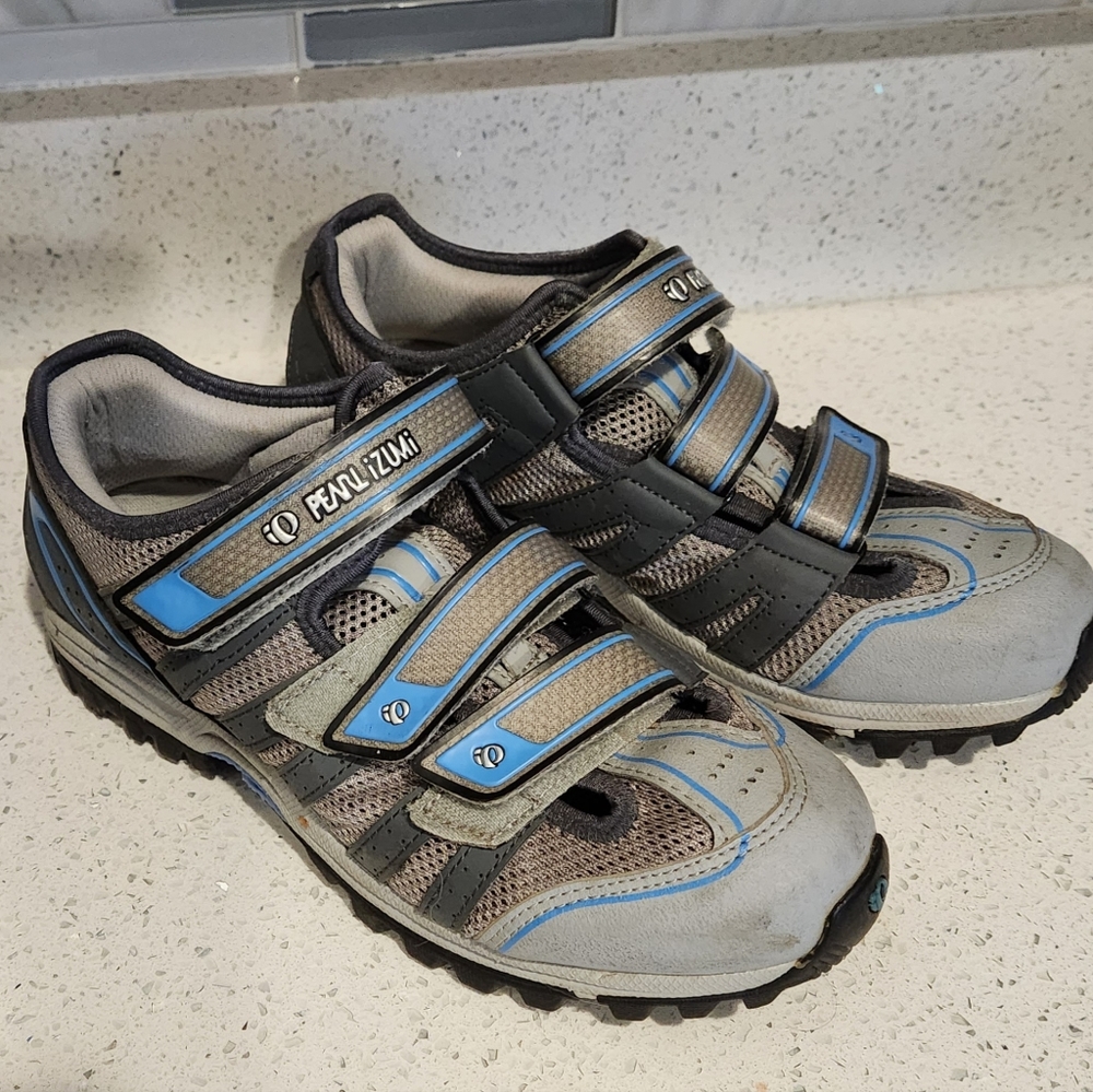 Women's Pearl Izumi Shimano Cycling Shoes Size 41